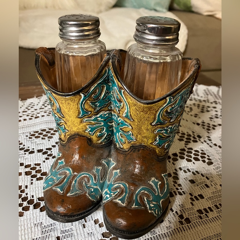 NWT Brown/Turquoise/Gold Salt & Pepper Shaker Boots